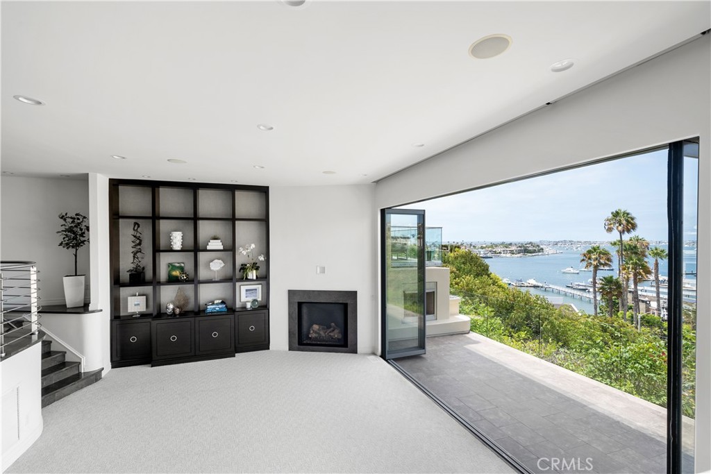 315 Carnation, Corona Del Mar CA 92625 - photo 6