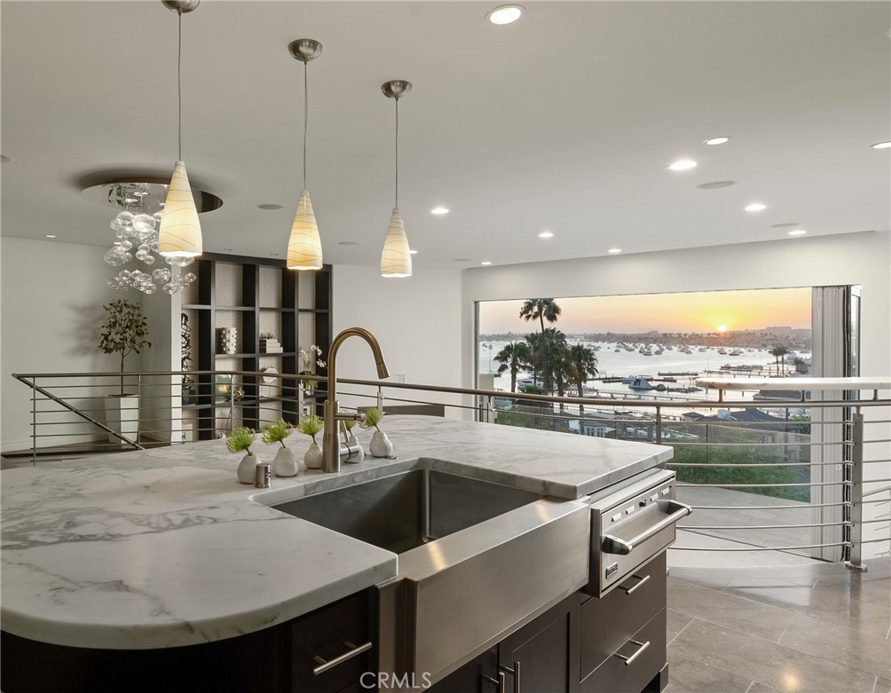 315 Carnation, Corona Del Mar CA 92625 - photo 9