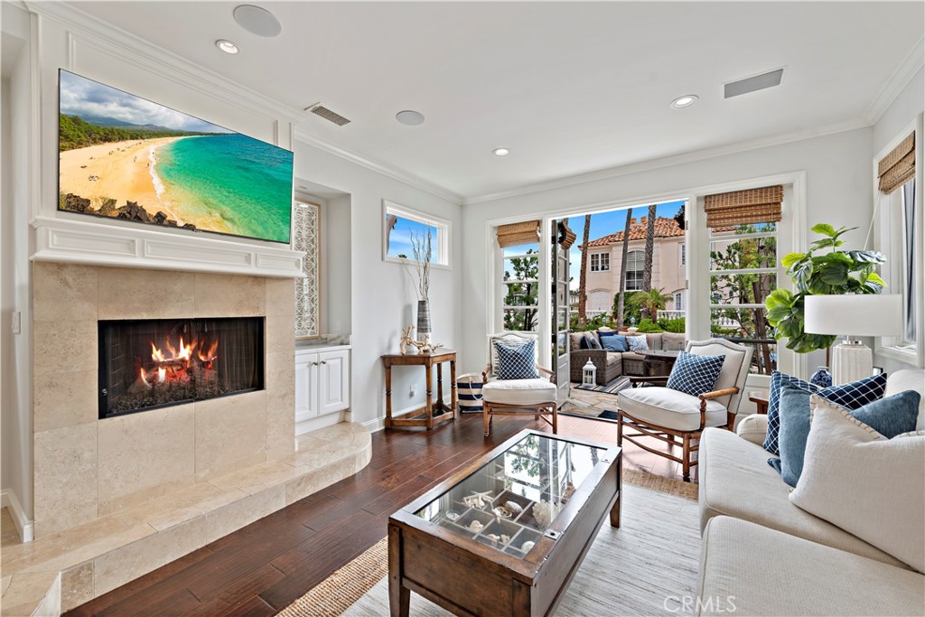 315 Goldenrod Avenue, Corona Del Mar CA 92625 - photo 3