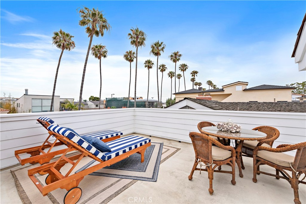315 Goldenrod Avenue, Corona Del Mar CA 92625 - photo 16