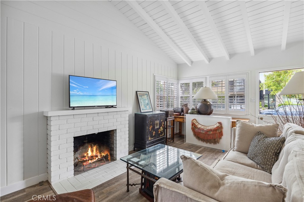 317 Iris Avenue, Corona Del Mar CA 92625 - photo 2