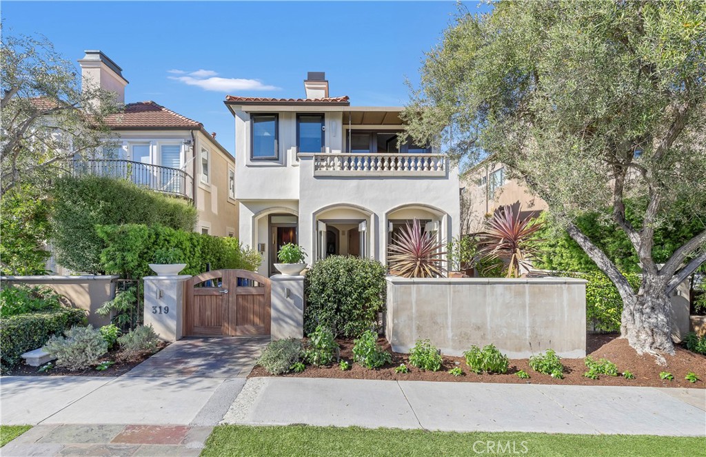 319 Orchid, Corona Del Mar CA 92625 - photo 1