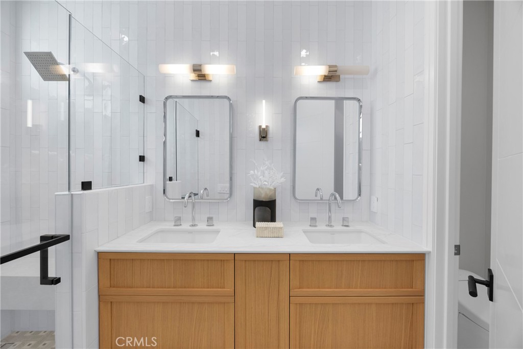 321 Larkspur Avenue 1/2, Corona Del Mar CA 92625 - photo 18