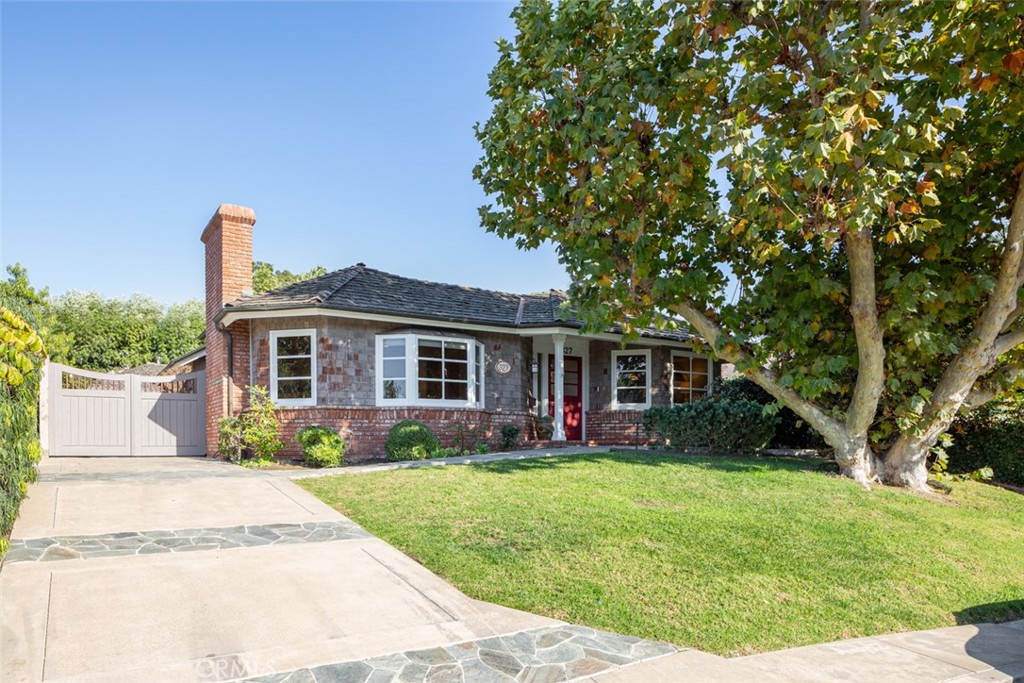 327 Driftwood Road, Corona Del Mar CA 92625 - photo 1