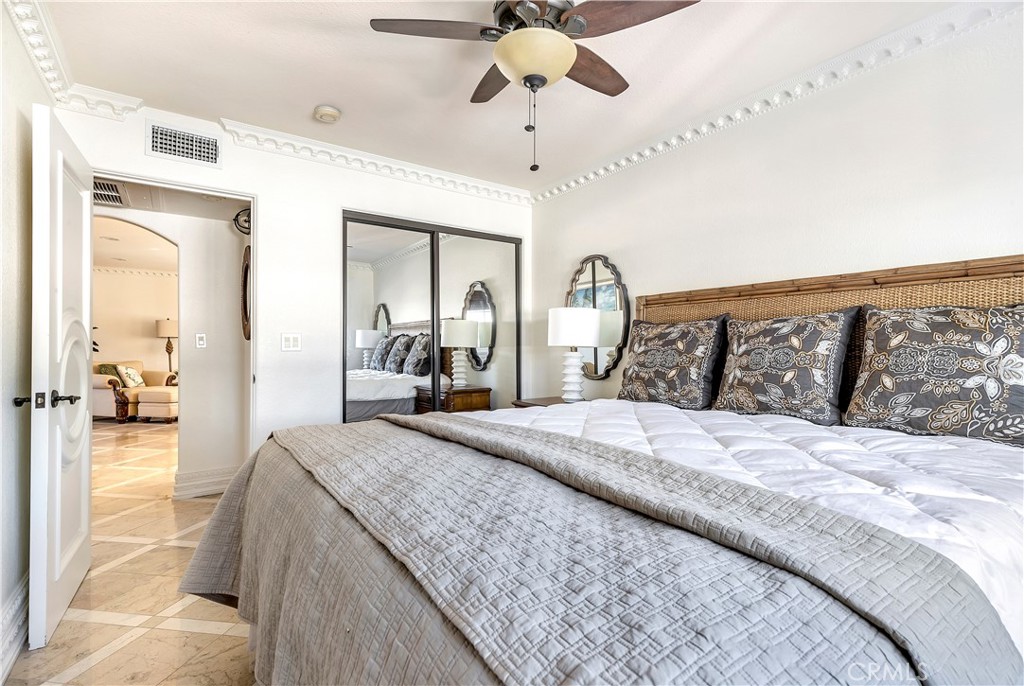 329 Marguerite Avenue 3, Corona Del Mar CA 92625 - photo 14