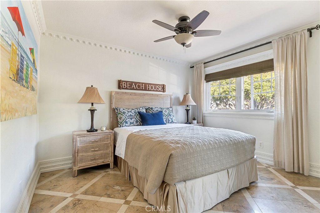 329 Marguerite Avenue 3, Corona Del Mar CA 92625 - photo 17