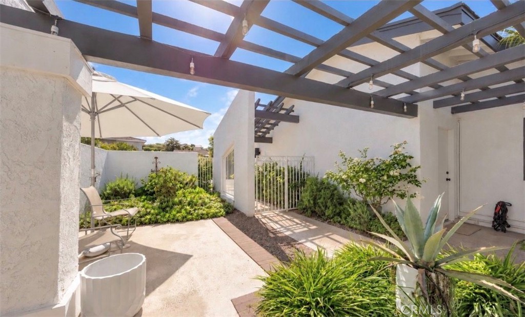 33 White Water Dr, Corona Del Mar CA 92625 - photo 5