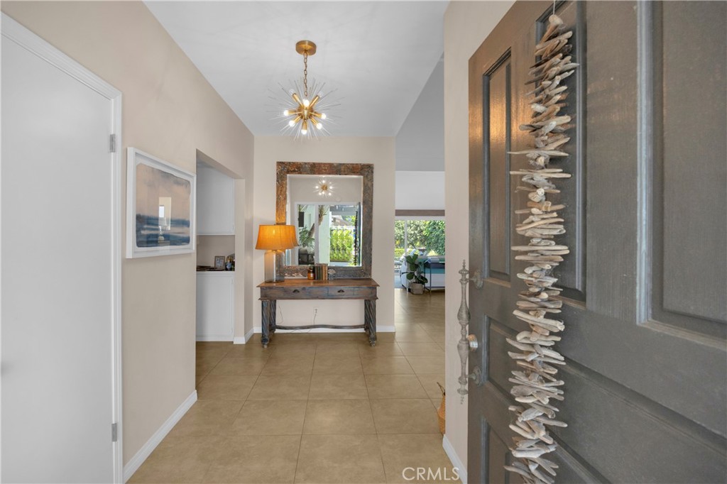 33 White Water Dr, Corona Del Mar CA 92625 - photo 8