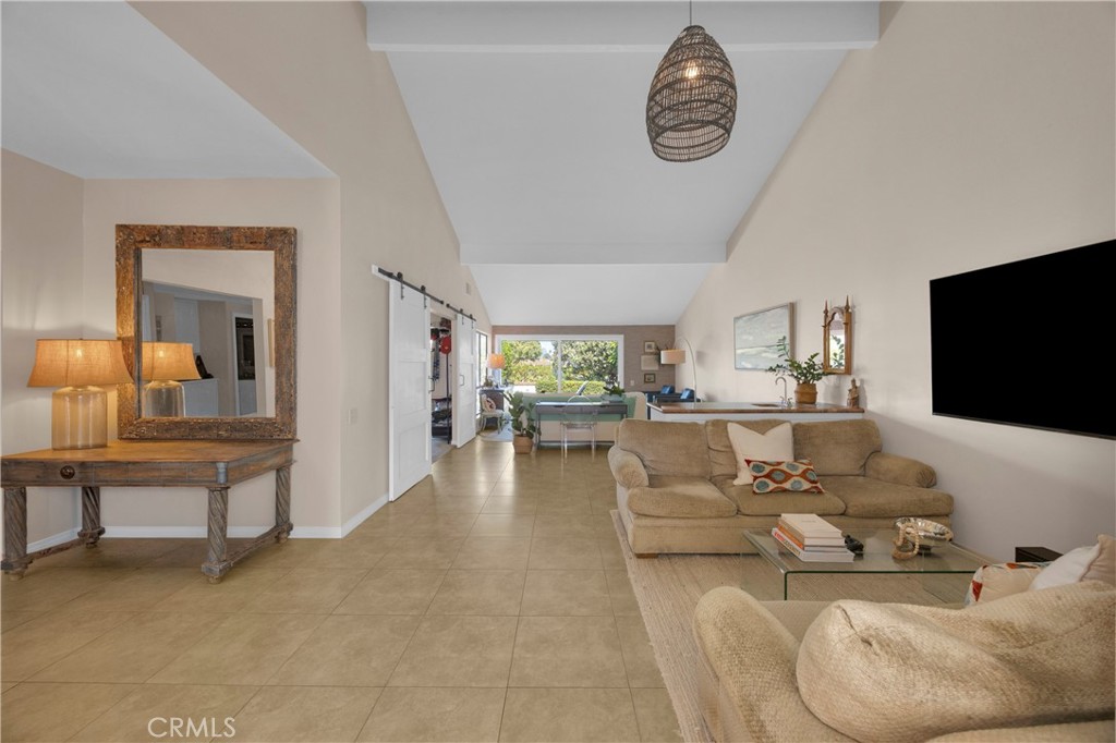 33 White Water Dr, Corona Del Mar CA 92625 - photo 9
