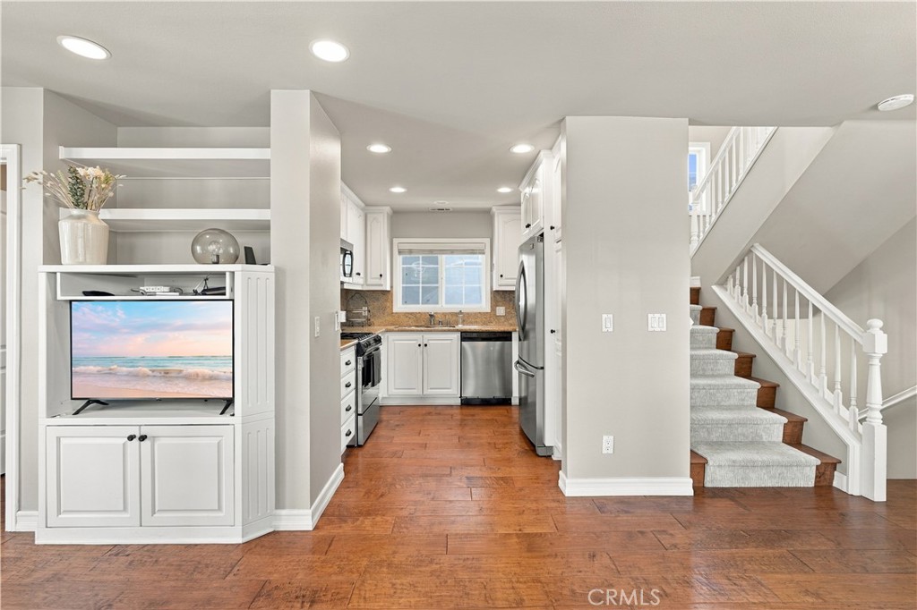 3310 3rd Avenue, Corona Del Mar CA 92625 - photo 14
