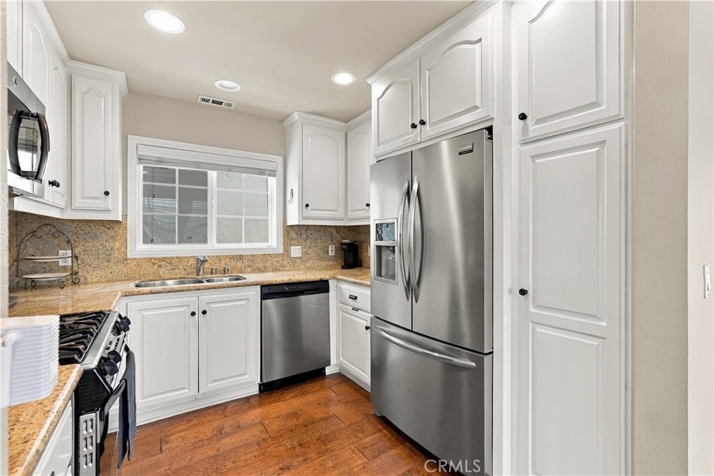 3310 3rd Avenue, Corona Del Mar CA 92625 - photo 16