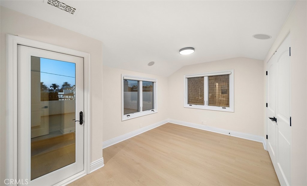 3440 4th Avenue, Corona Del Mar CA 92625 - photo 21