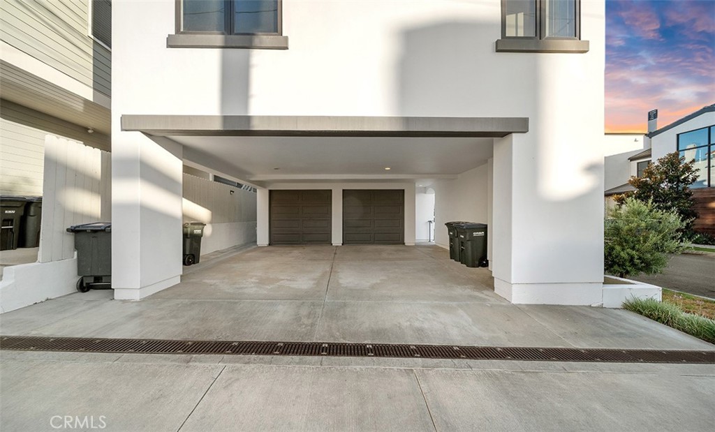 1 Carport + 1 Car Garage - 3440 4th Avenue, Corona Del Mar CA 92625 - photo 32