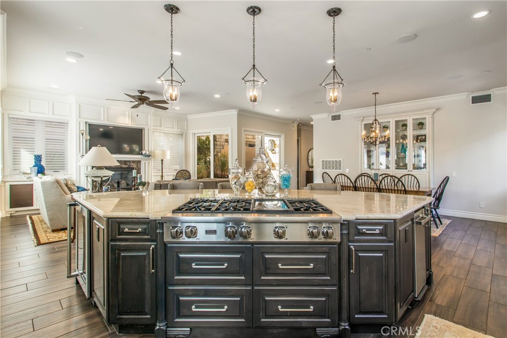 352 Hazel Drive, Corona Del Mar CA 92625 - photo 13