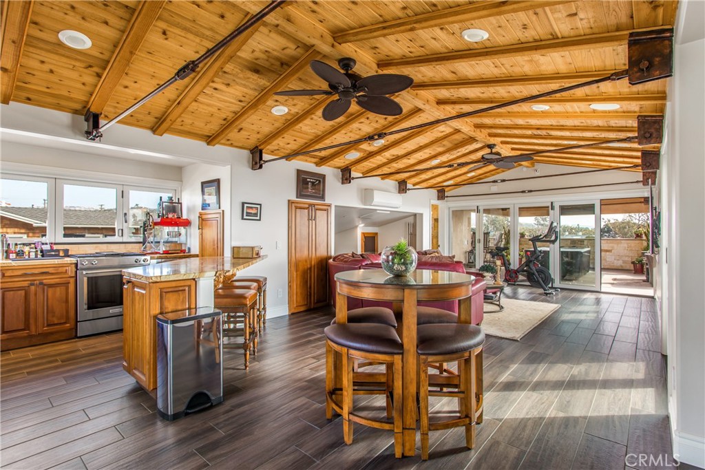 352 Hazel Drive, Corona Del Mar CA 92625 - photo 41