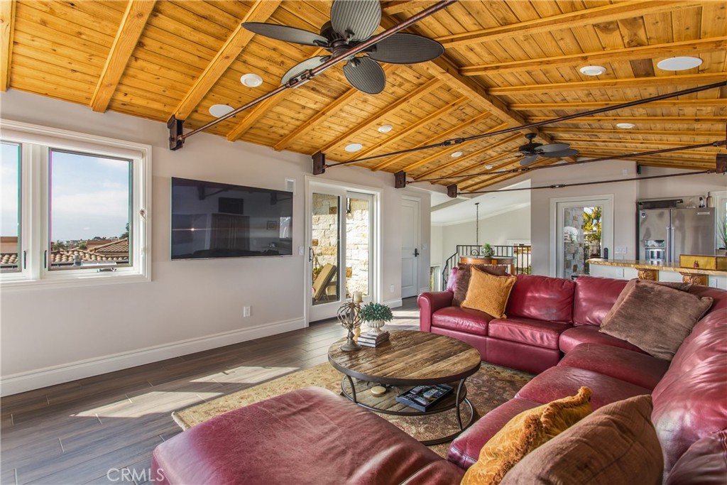352 Hazel Drive, Corona Del Mar CA 92625 - photo 47