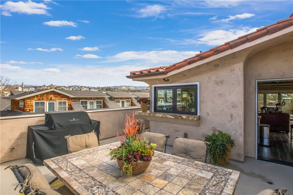 352 Hazel Drive, Corona Del Mar CA 92625 - photo 55