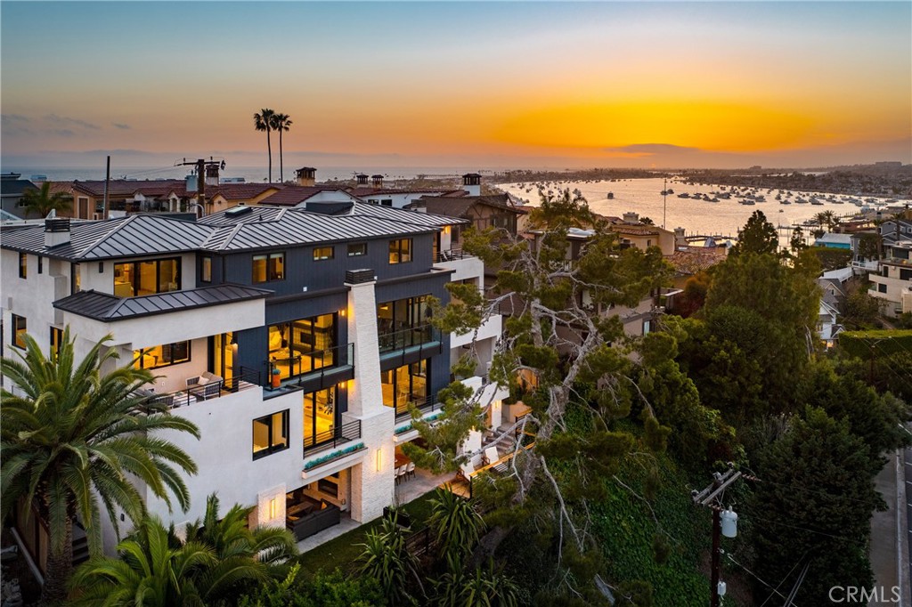 356 Dahlia Place, Corona Del Mar CA 92625 - photo 1