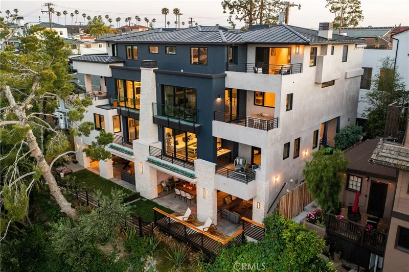 358 Dahlia Place, Corona Del Mar, CA 92625