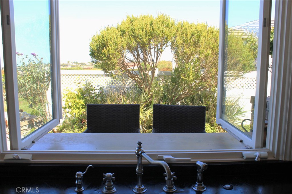 3601 Sausalito Drive, Corona Del Mar CA 92625 - photo 10