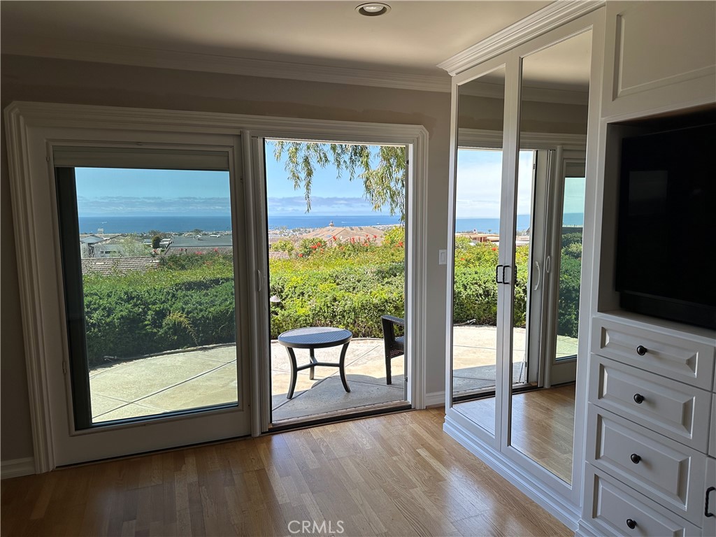 3601 Sausalito Drive, Corona Del Mar CA 92625 - photo 18