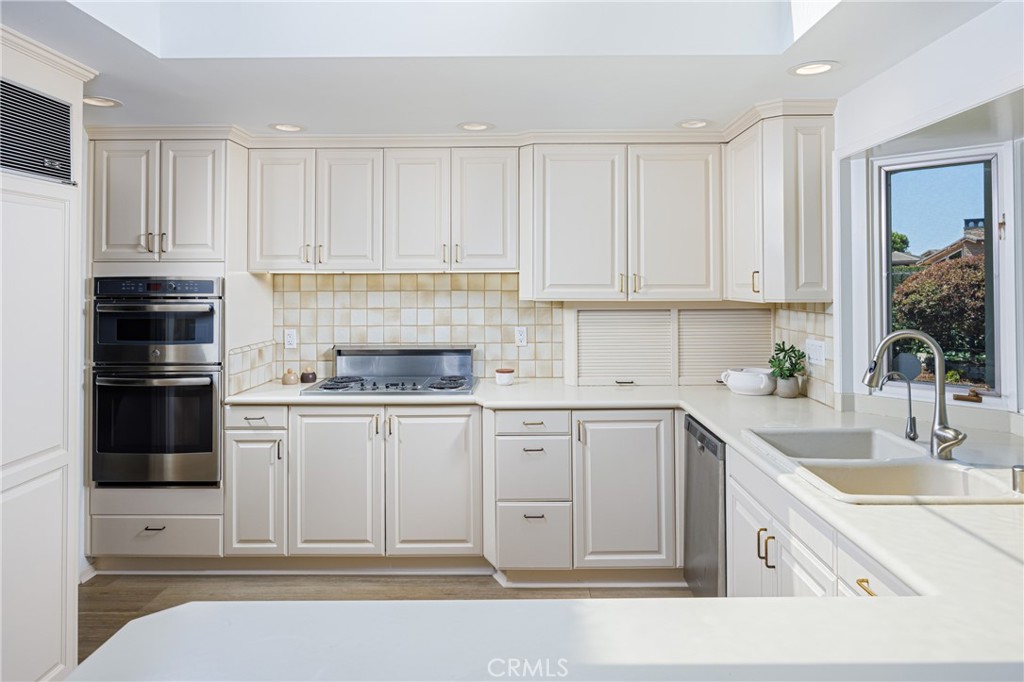 3701 Inlet Isle Drive, Corona Del Mar CA 92625 - photo 14