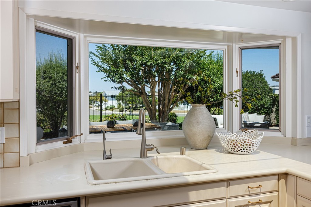 3701 Inlet Isle Drive, Corona Del Mar CA 92625 - photo 16