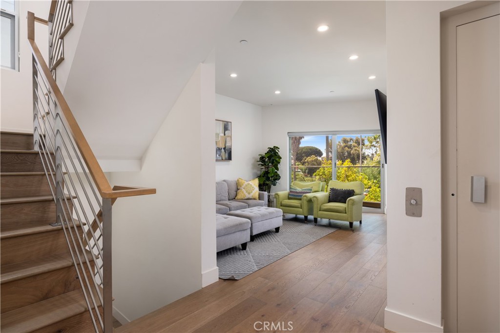 3920 E Coast Highway, Corona Del Mar CA 92625 - photo 10