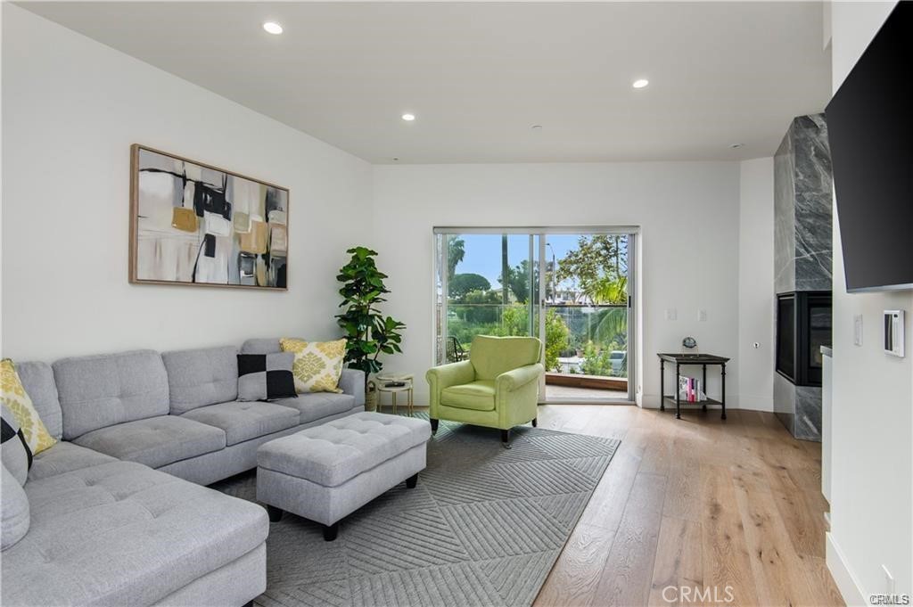3920 E Coast Highway, Corona Del Mar CA 92625 - photo 12