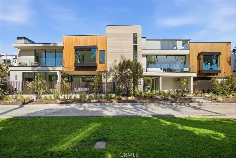 400 Heliotrope, Corona Del Mar