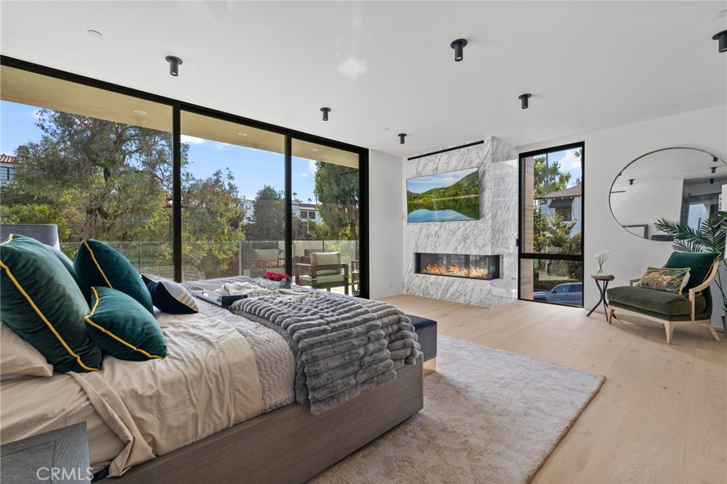 400 Heliotrope, Corona Del Mar CA 92625 - photo 31