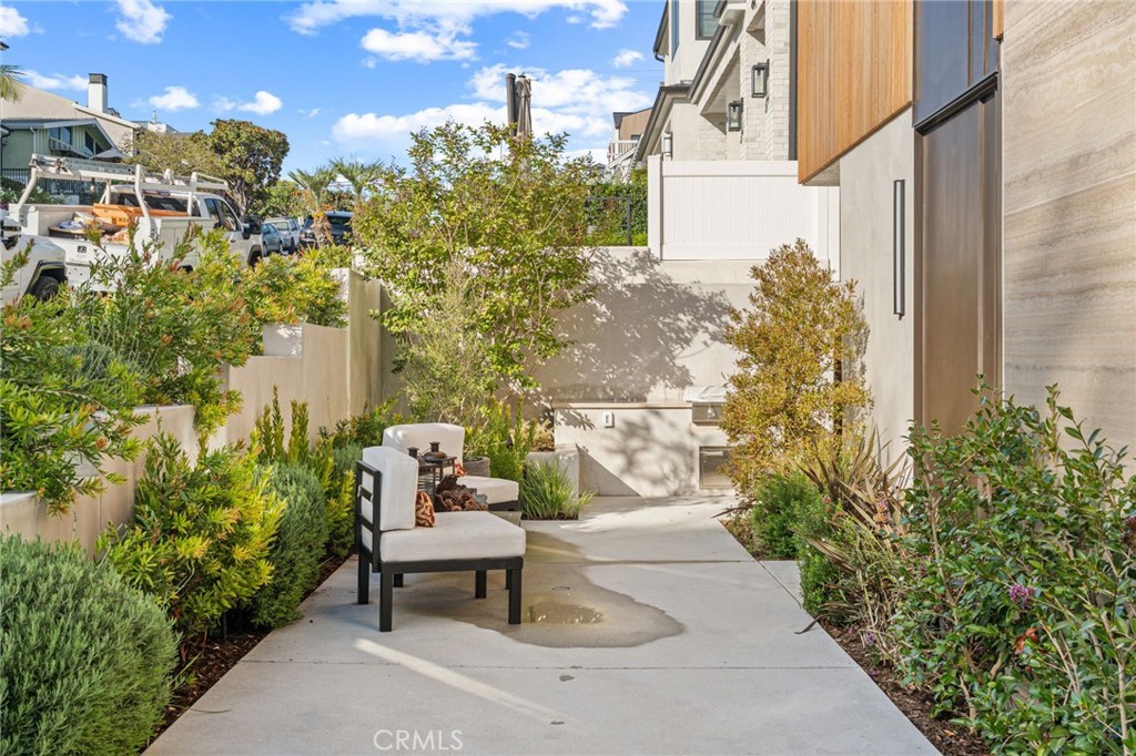 400 Heliotrope, Corona Del Mar CA 92625 - photo 42