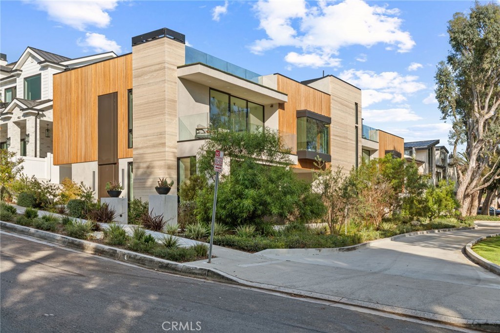 400 Heliotrope, Corona Del Mar CA 92625 - photo 45