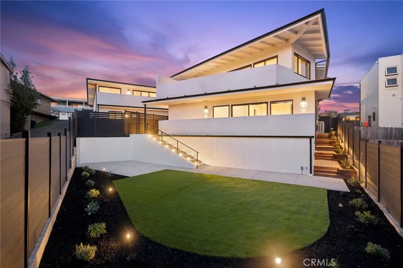 403 Serra Drive, Corona Del Mar, CA 92625