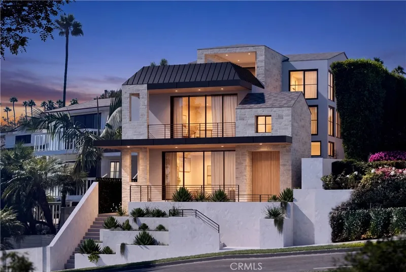 407 Heliotrope Avenue A, Corona Del Mar, CA 92625