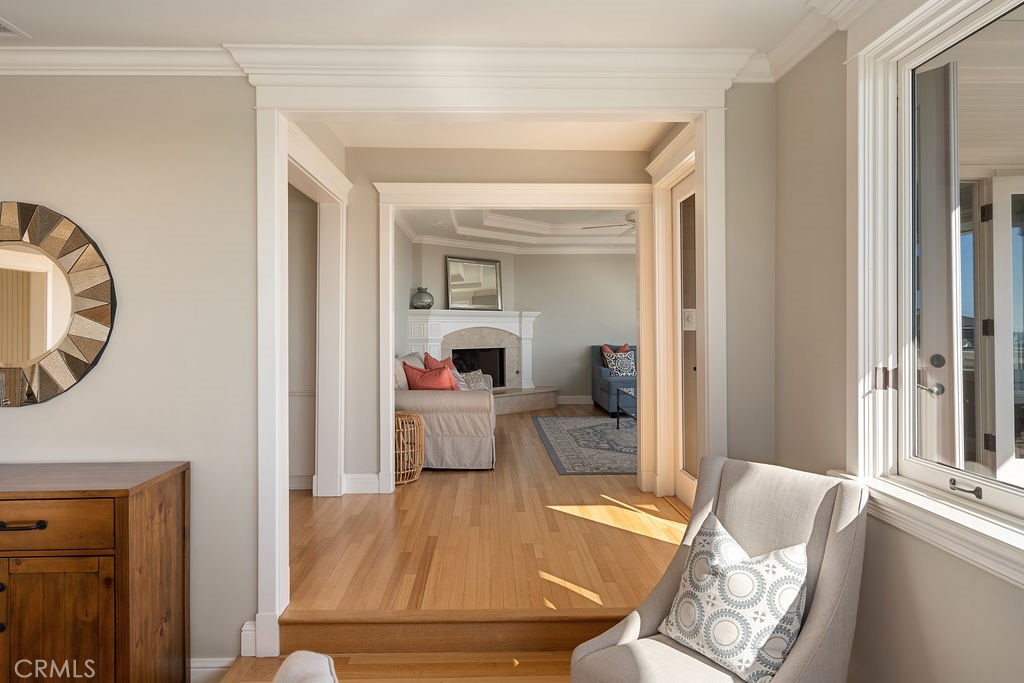 407 Mendoza Terrace, Corona Del Mar CA 92625 - photo 10