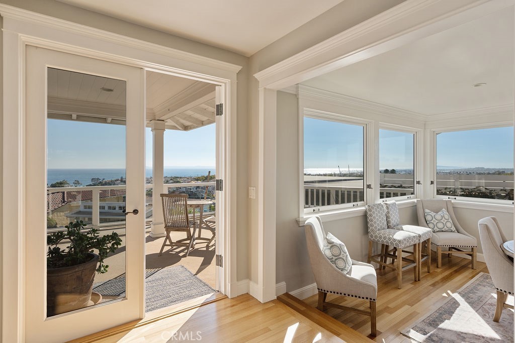 407 Mendoza Terrace, Corona Del Mar CA 92625 - photo 11