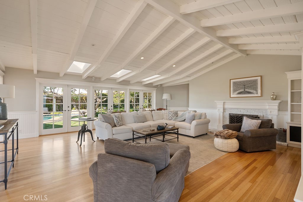 407 Mendoza Terrace, Corona Del Mar CA 92625 - photo 22