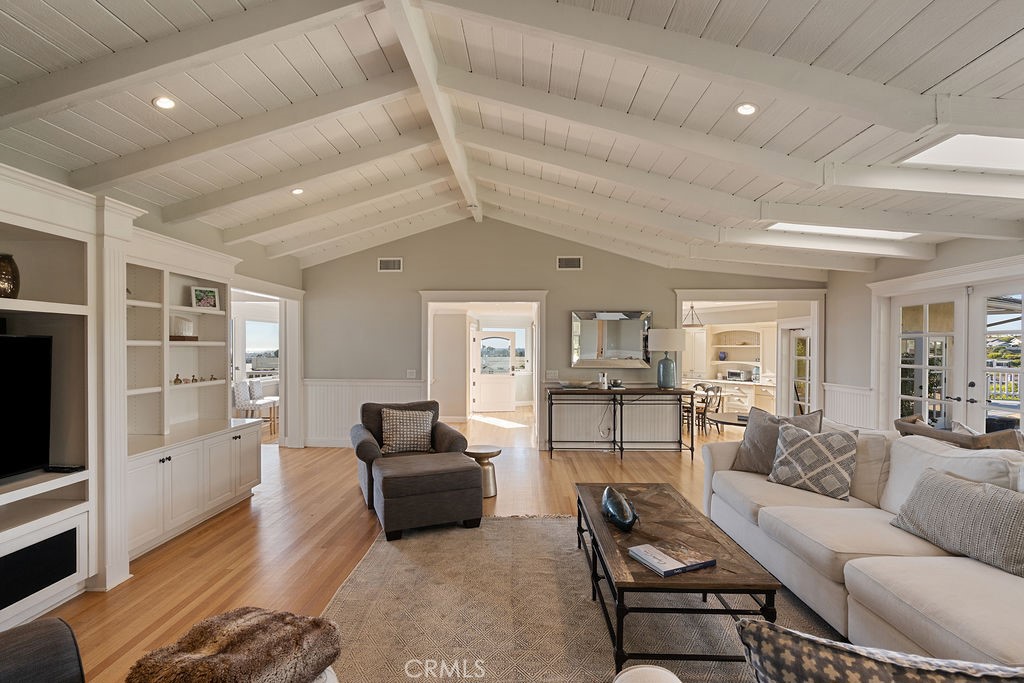 407 Mendoza Terrace, Corona Del Mar CA 92625 - photo 27