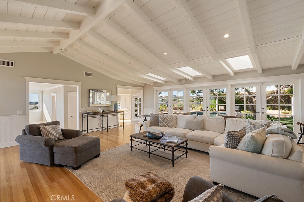 407 Mendoza Terrace, Corona Del Mar CA 92625 - photo 28