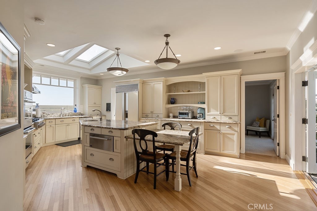 407 Mendoza Terrace, Corona Del Mar CA 92625 - photo 30