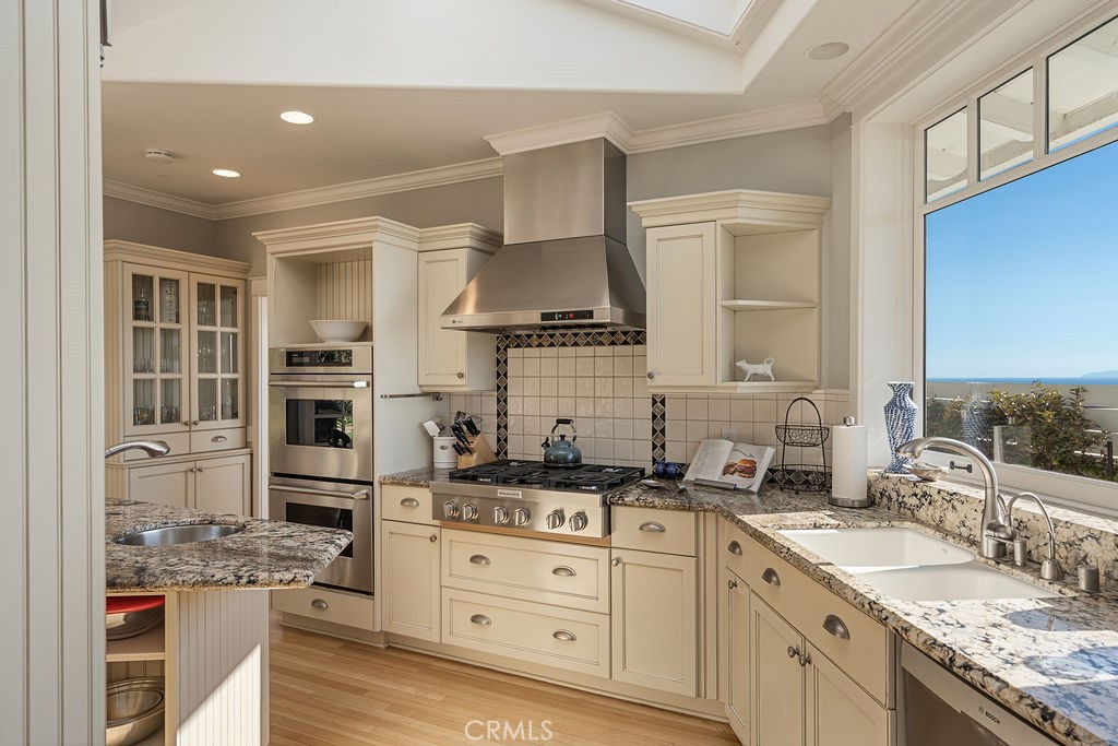 407 Mendoza Terrace, Corona Del Mar CA 92625 - photo 37