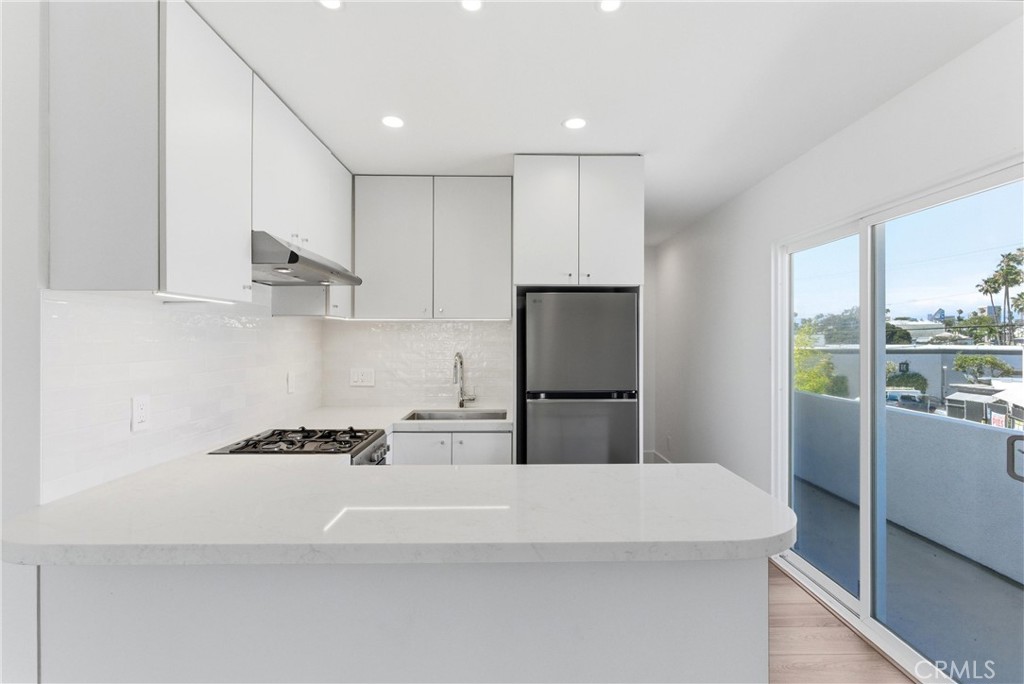 408 1/2 Jasmine Avenue, Corona Del Mar CA 92625 - photo 1