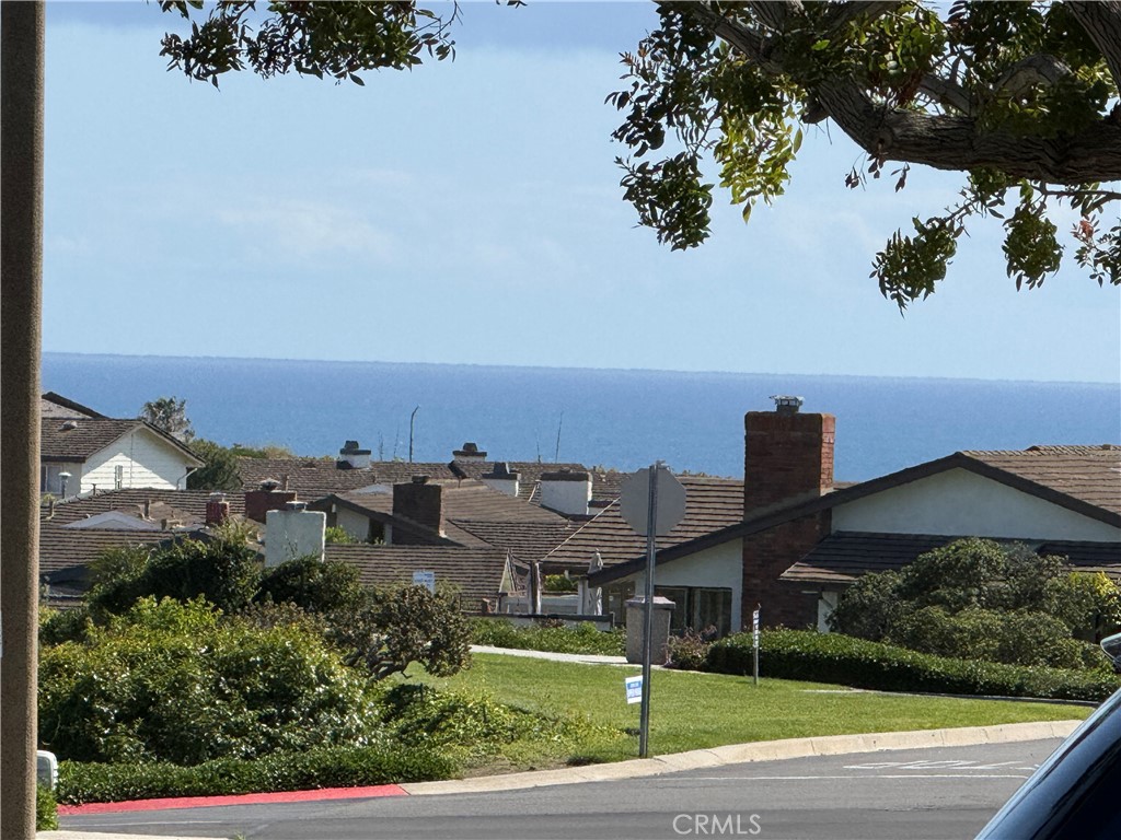 Ocean view from front courtyard and front yard - 41 Mainsail, Corona Del Mar CA 92625 - photo 1