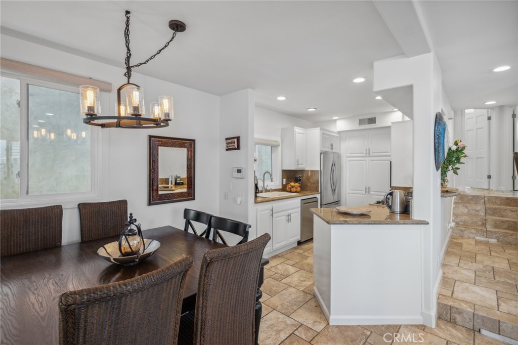 410.5 Goldenrod Avenue B, Corona Del Mar CA 92625 - photo 6