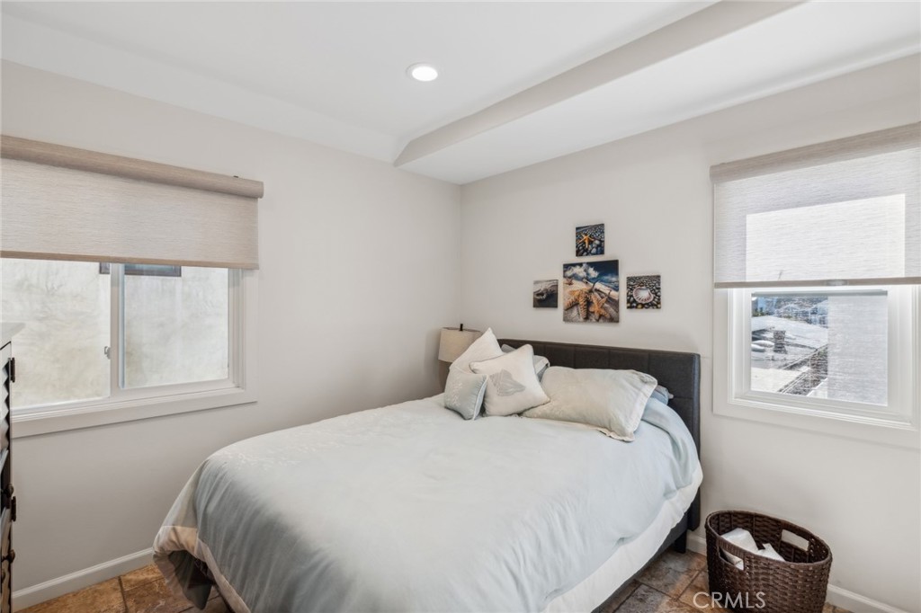 410.5 Goldenrod Avenue B, Corona Del Mar CA 92625 - photo 15