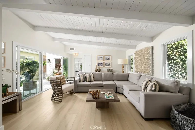 410 Acacia Avenue 1/2, Corona Del Mar, CA 92657