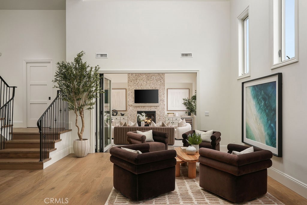 412 1/2 Goldenrod, Corona Del Mar CA 92625 - photo 1