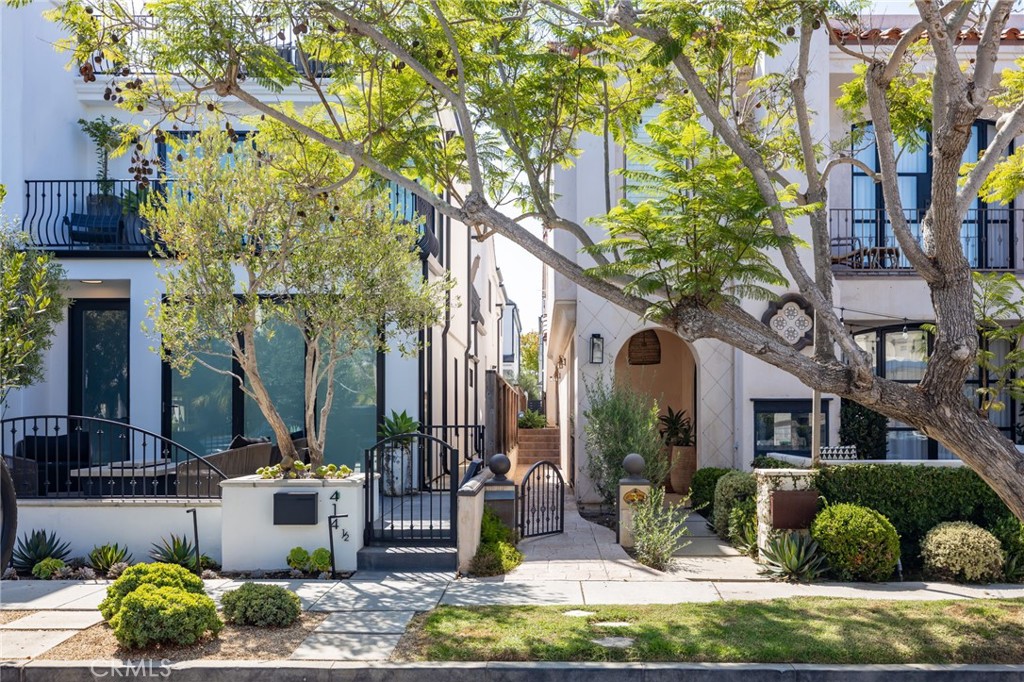 412 Acacia 1/2, Corona Del Mar CA 92625 - photo 1