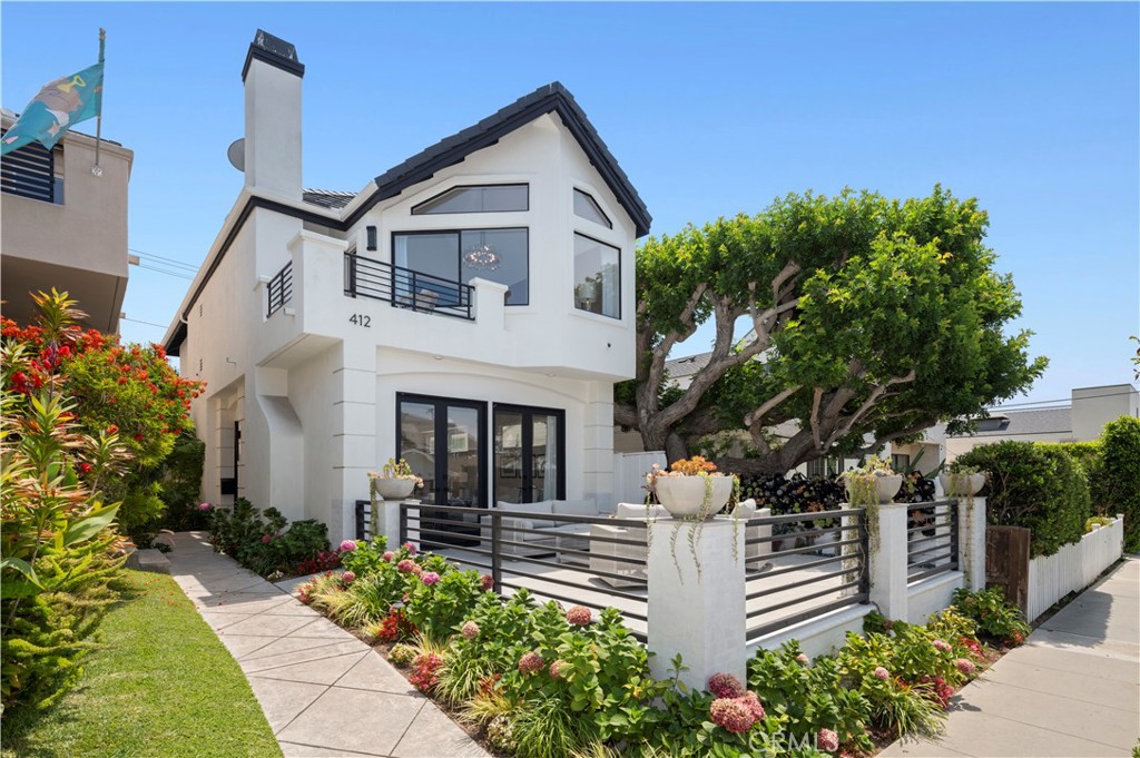 412 Poinsettia Avenue, Corona Del Mar CA 92625 - photo 1